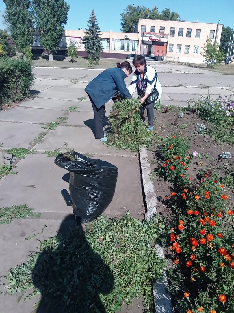 Благоустройство территорий Зоркинского МО в период осеннего месячника..