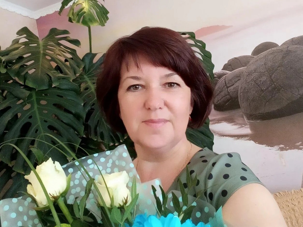 Сегодня, 18 мая, отмечает День рождения директор школы с. Зоркино Людмила Николаевна Боярская.