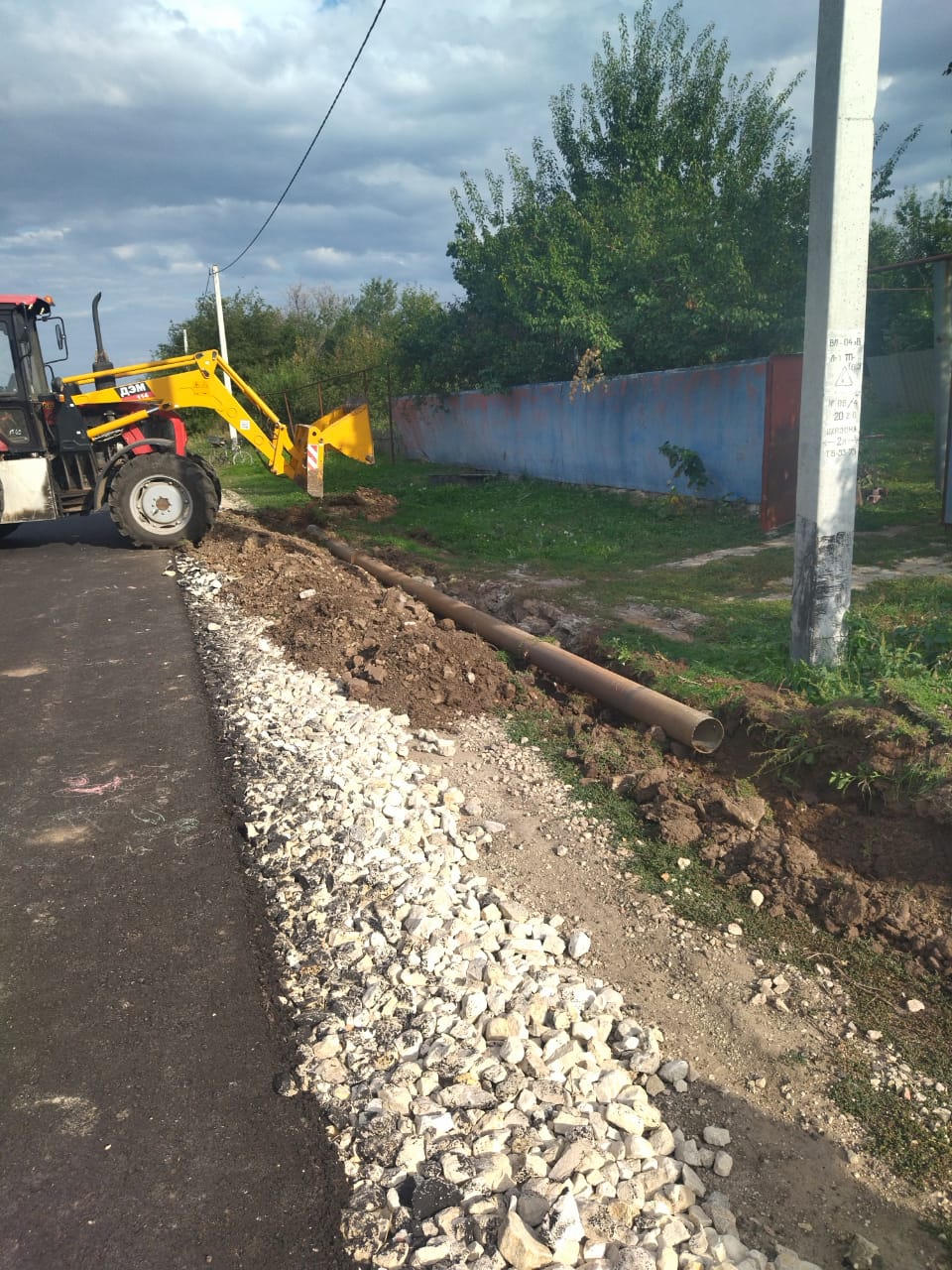 В селе Зоркино установлена водосточная труба..