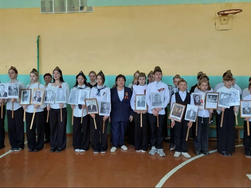 Сегодня в селах Зоркинского муниципального образования прошли торжественные мероприятия, посвящённые 9 мая - Дню Победы.