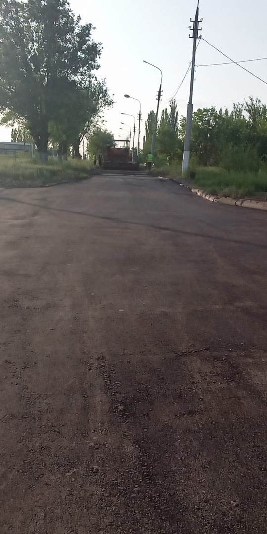 Продолжаются работы по ремонту дороги в п.Колос ул. Молодежная.