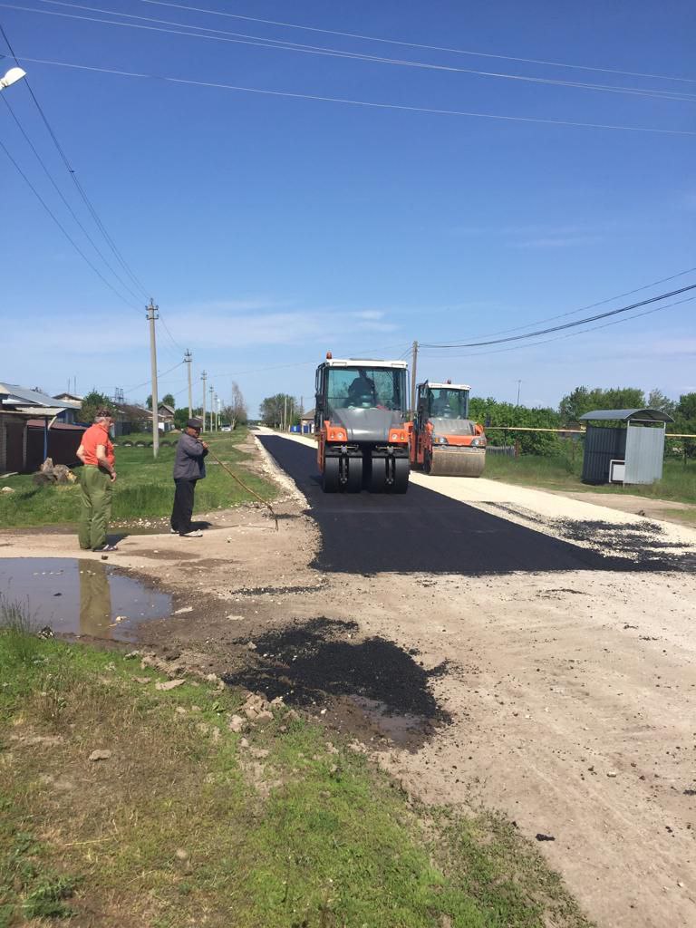 Продолжаются работы по ремонту дороги в с.Михайловка.