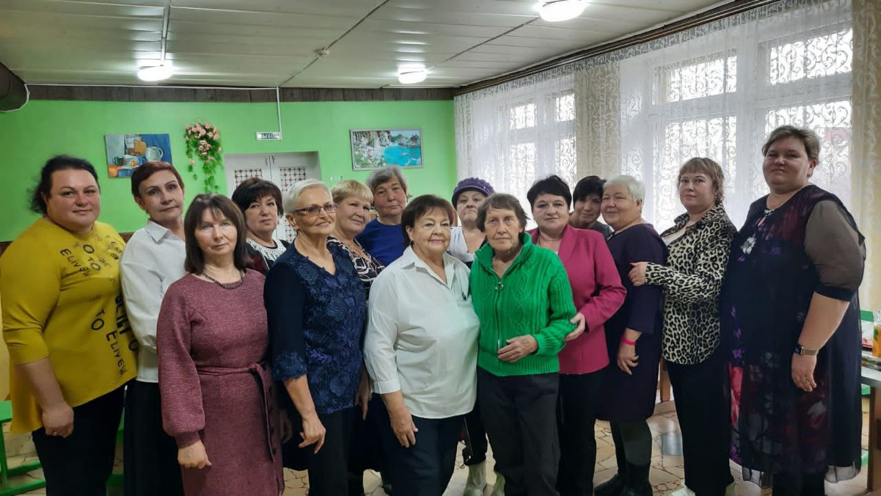 29 ноября в селе Зоркино в тёплой, дружеской обстановке состоялось ставшее уже традиционным мероприятие ко  Дню матери, посвященное матерям и женам участников СВО, чьи сыновья и мужья защищают рубежи нашей Родины.