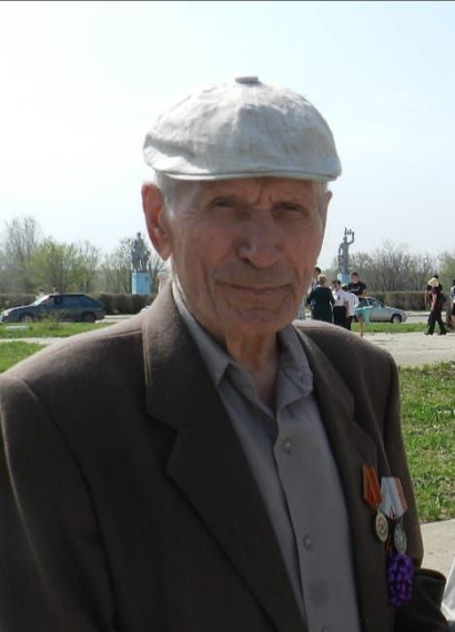 Сегодня, 5 сентября, отмечает свой День рождения Ветеран ВОВ Анатолий Васильевич Голиков!. Сегодня, 5 сентября, отмечает свой День рождения Ветеран ВОВ Анатолий Васильевич Голиков!.