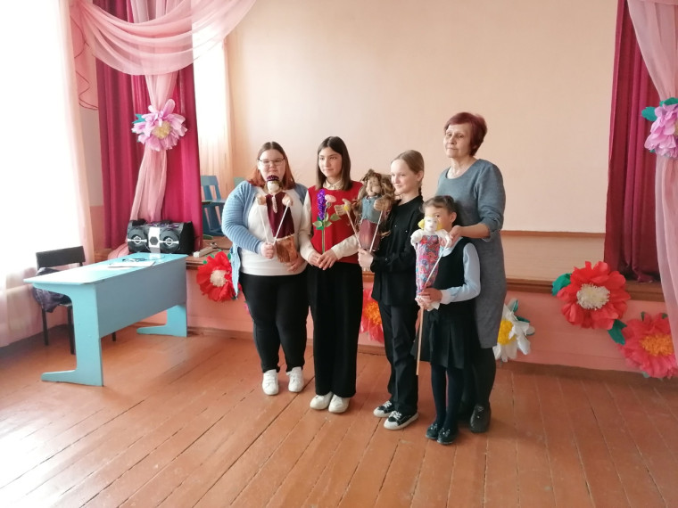В МОУ-СОШ с.Зоркино в рамках празднования Дня Театра обучающиеся поучаствовали в квесте "Театральный переполох".. В МОУ-СОШ с.Зоркино в рамках празднования Дня Театра обучающиеся поучаствовали в квесте "Театральный переполох"..