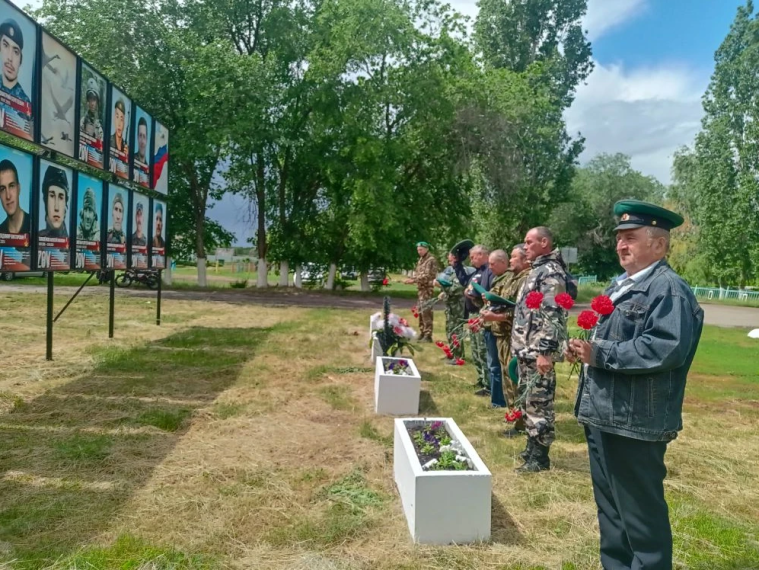 Поздравляем с Днём пограничника!.